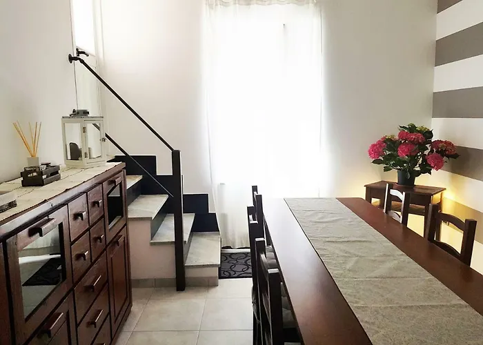 Modern Flat With Panoramic Terrace In Apartman Zuccarello